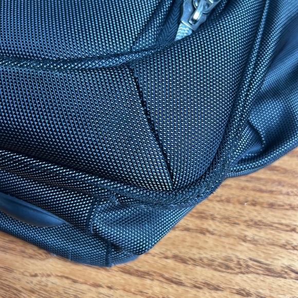 REVO 16” Travel Tote/Weekender Bag - Grey/Black - Picture 13 of 14